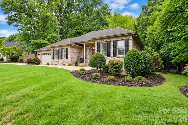 55 Wittenburg Springs DR, Taylorsville, NC 28681