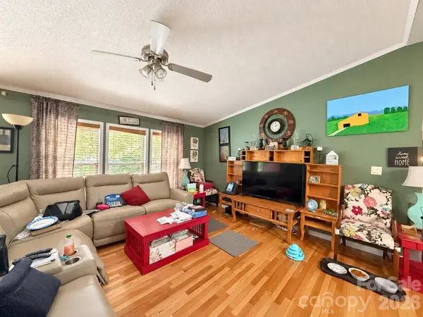 8596 Ledford AVE, Connelly Springs, NC 28612