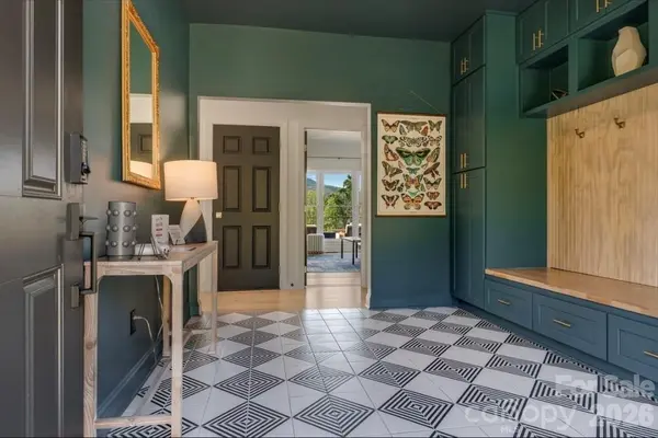 58 Bird Creek Estates RD, Black Mountain, NC 28711