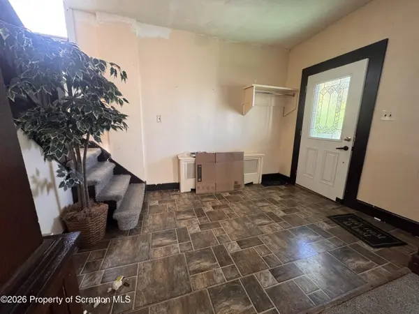 711 Crown AVE, Scranton, PA 18505