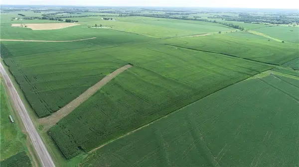 Tract 2 Mooney Creek RD, Winchester, KS 66097