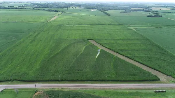Tract 2 Mooney Creek RD, Winchester, KS 66097