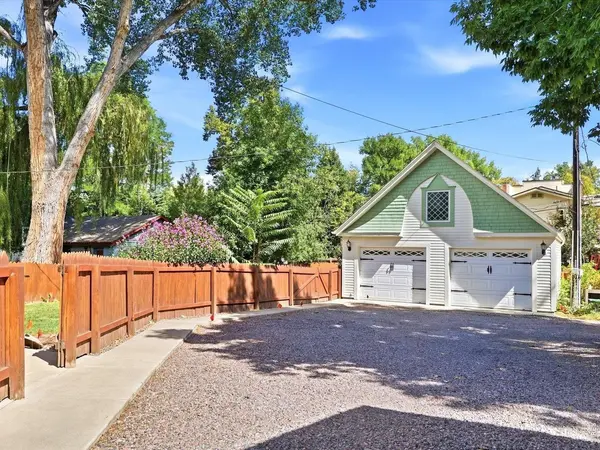 418 Pratt, Longmont, CO 80501