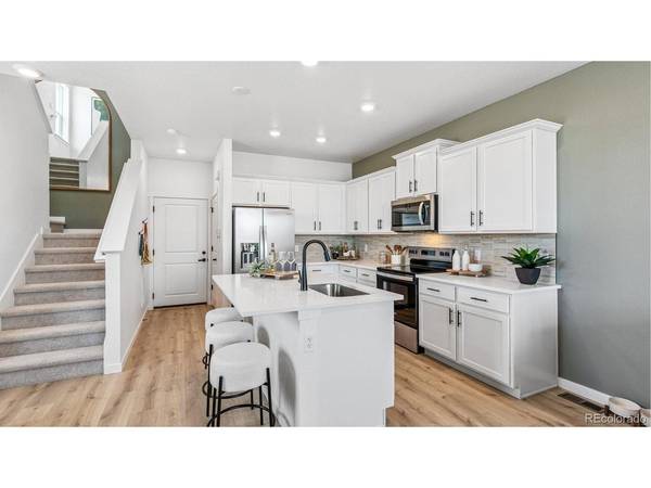 1419 S Chester #B, Aurora, CO 80247
