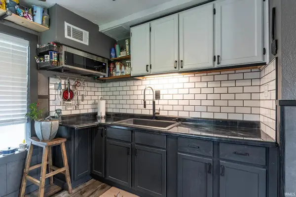 400 Second ST, Rome City, IN 46785