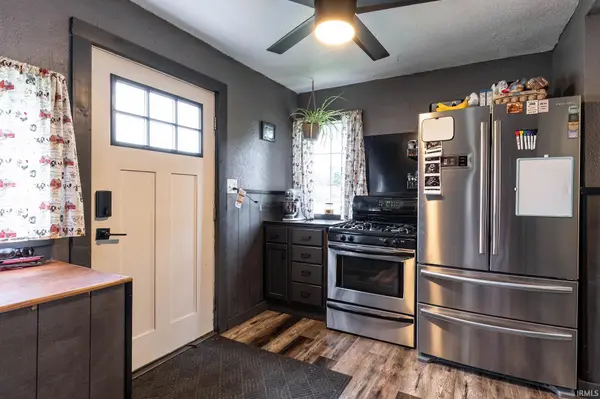 400 Second ST, Rome City, IN 46785