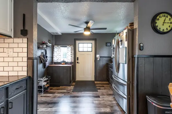 400 Second ST, Rome City, IN 46785