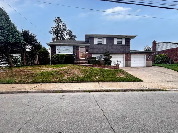 120 Osborne RD, West Hempstead, NY 11552