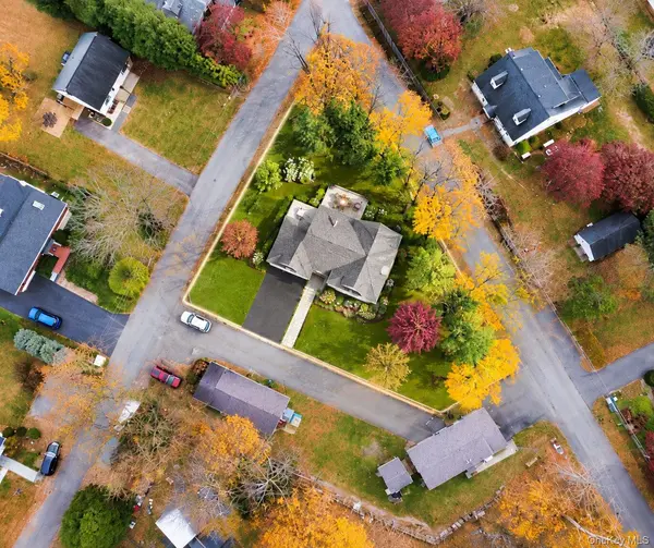 14 Hawthorne RD, Carmel, NY 10512