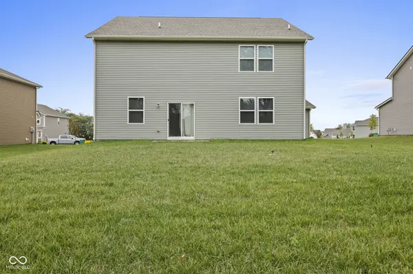 1528 Covington BLVD, Franklin, IN 46131
