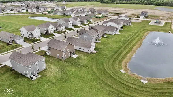 1894 Victor Higgins DR, Shelbyville, IN 46176