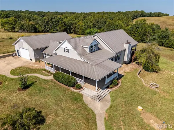 1845 Flottmann RD, Gerald, MO 63037