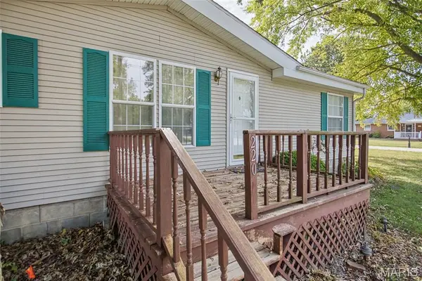 220 W Washington ST, Medora, IL 62063