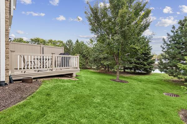 12424 Lacey DR, Lemont, IL 60439