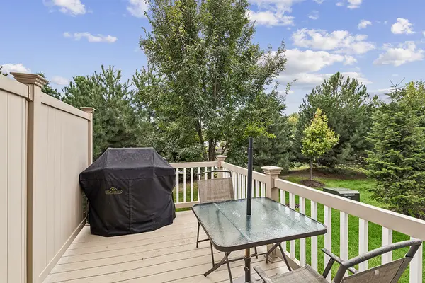 12424 Lacey DR, Lemont, IL 60439