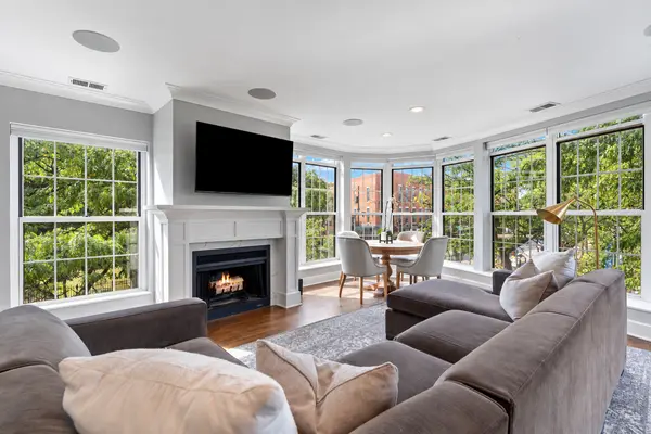 339 W Webster AVE #1A, Chicago, IL 60614