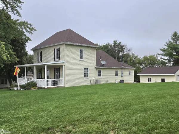 301 4th AVE, Dedham, IA 51440