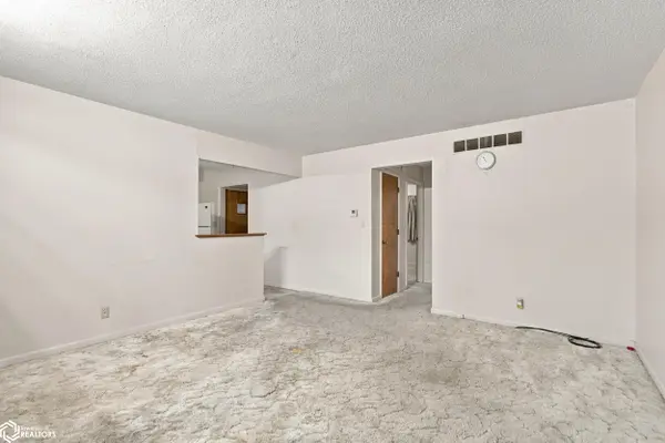 507 S Jackson ST, Mount Pleasant, IA 52641