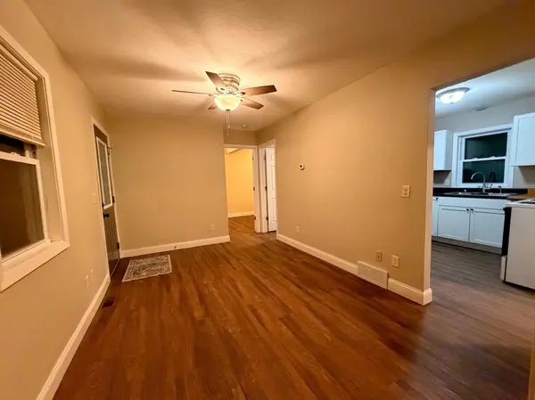 404 S 2nd ST, Marshall, MN 56258