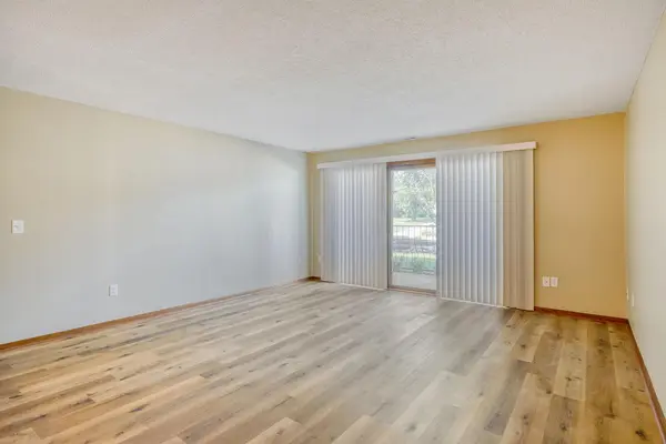 1450 Bidwell ST #108, West Saint Paul, MN 55118