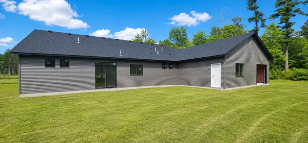 3074 317th CT NW, Cambridge, MN 55008