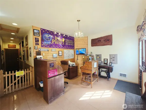 239 Robinson RD, Port Angeles, WA 98362
