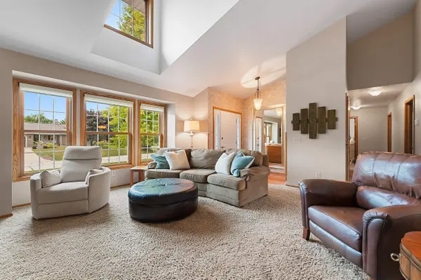 2554 JODY DR, New Franken, WI 54229