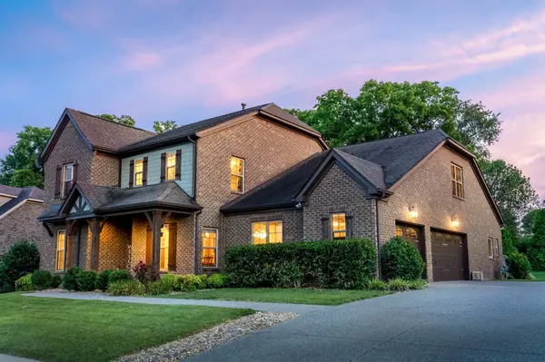 1111 Vinings Blvd, Gallatin, TN 37066