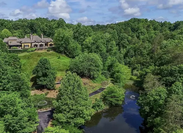 255 Villa Segrata North Ridge Rd, Sevierville, TN 37876