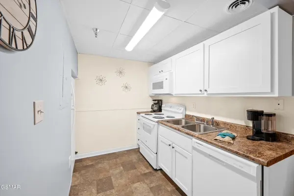 413 Baskins Creek Road #501, Gatlinburg, TN 37738