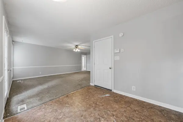223 Lady Alice Ct, Clarksville, TN 37042
