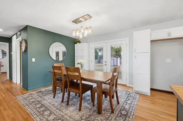 420 Westfield St, Wichita, KS 67209