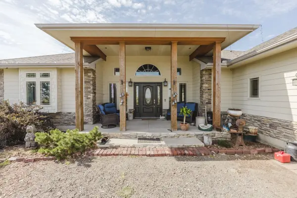 10380 SE 30th Ave, Pratt, KS 67124