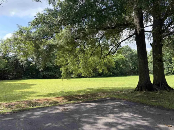 510 Race St, Gaffney, SC 29341