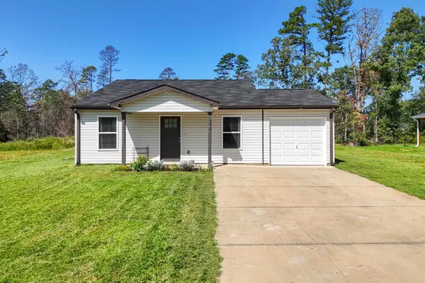 346 Skyline RD, Greer, SC 29651-6212