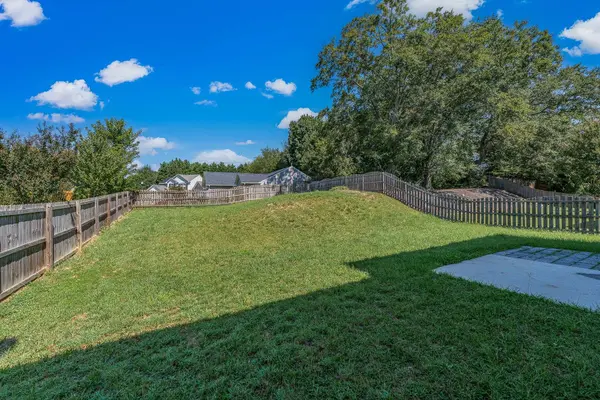 511 Smoothstone DR, Duncan, SC 29334