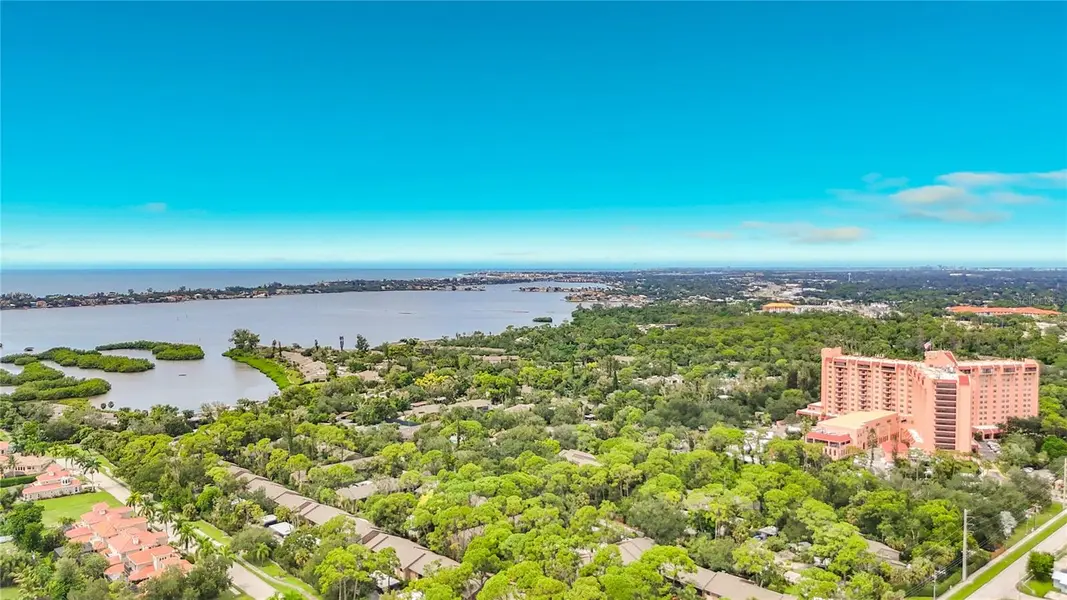 1711 PELICAN COVE RD #GL342, Sarasota, FL 34231