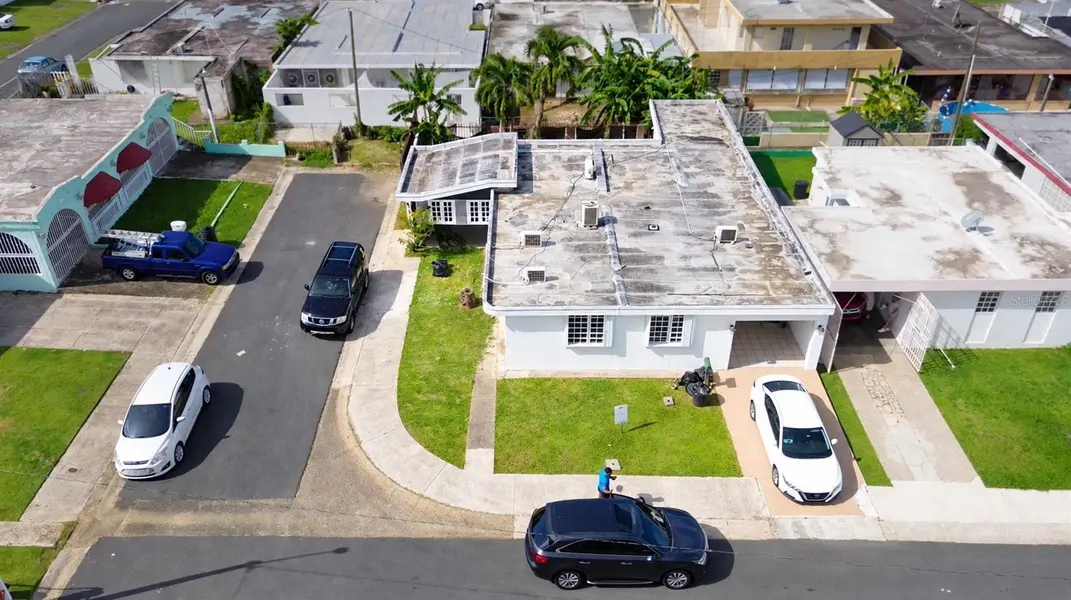 Calle 12 FLAMBOYAN GARDENS, Bayamon, PR 00956