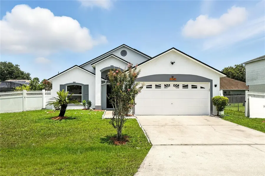 460 MARTIGUES DR, Kissimmee, FL 34759