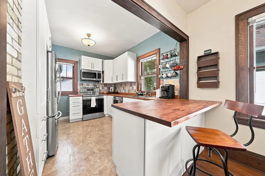 1291 Sherburne AVE, Saint Paul, MN 55104