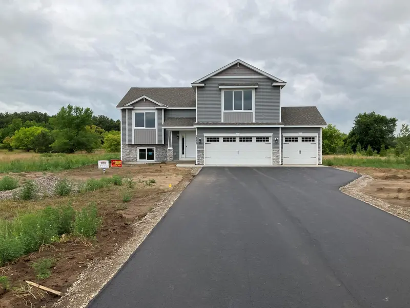 14272 308th AVE NW, Baldwin Twp, MN 55371