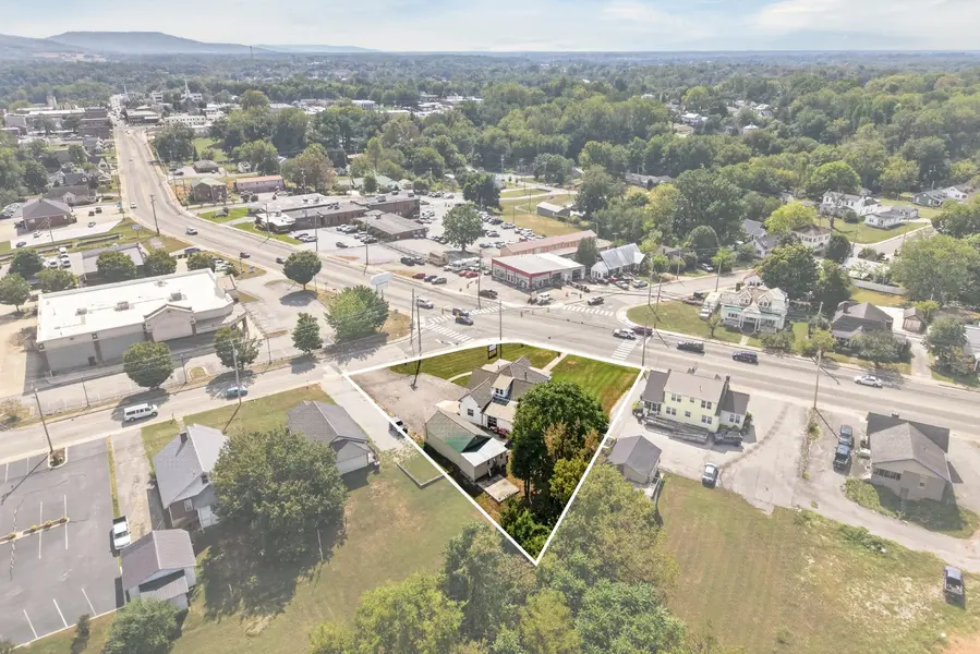 402 N Chancery St, Mcminnville, TN 37110