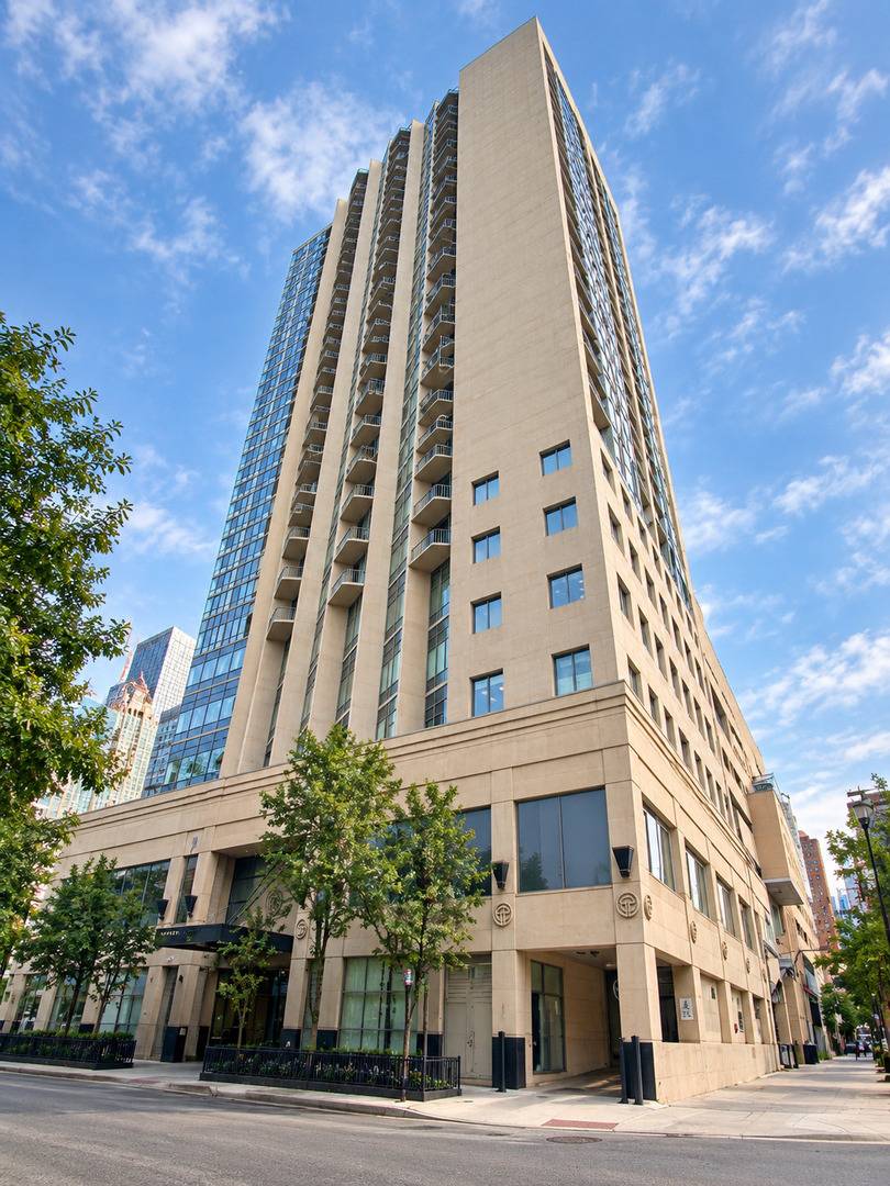 111 W Maple ST #2701, Chicago, IL 60610