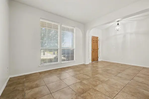 412 Flowering Plum Lane, Fort Worth, TX 76140