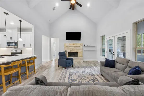 116 Mallard RD, Bastrop, TX 78602