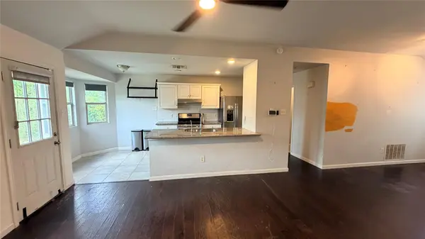 7204 Wardman DR, Del Valle, TX 78617
