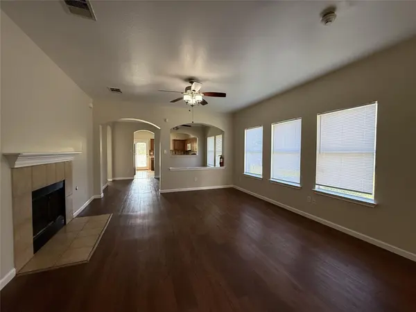 224 Dark Horse LN, Buda, TX 78610