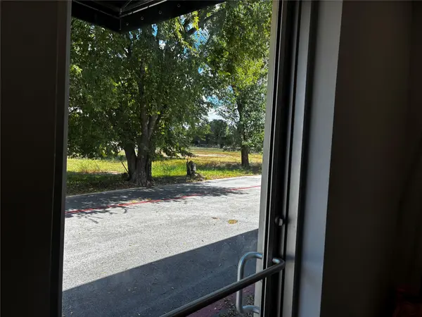 1009 E 4th ST #C, D, E, Lampasas, TX 76550