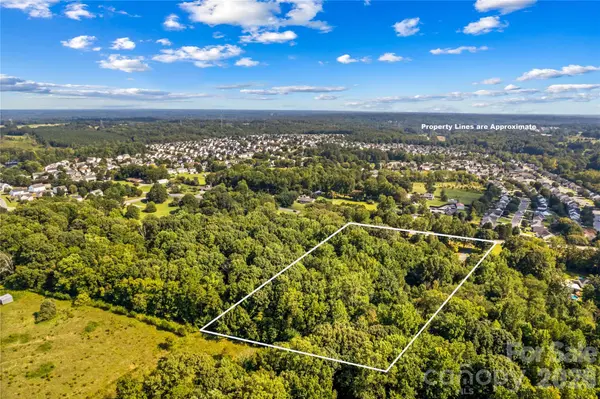 265 Rocky River RD, Mooresville, NC 28115