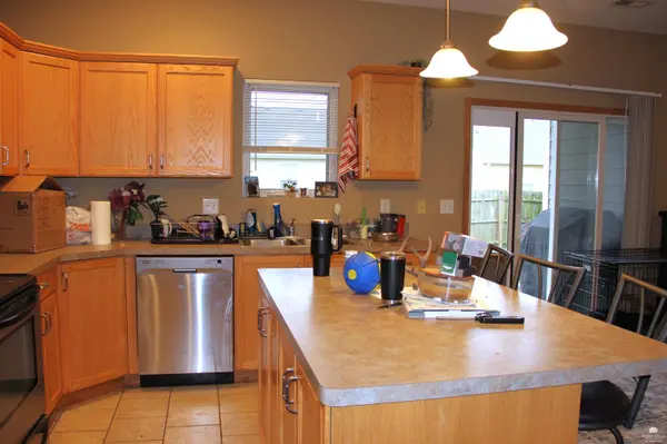 611 Walters Drive, Manhattan, KS 66502